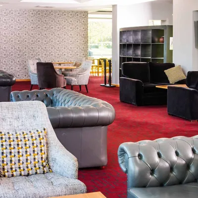 Ibis Crewe Lobby 16 9