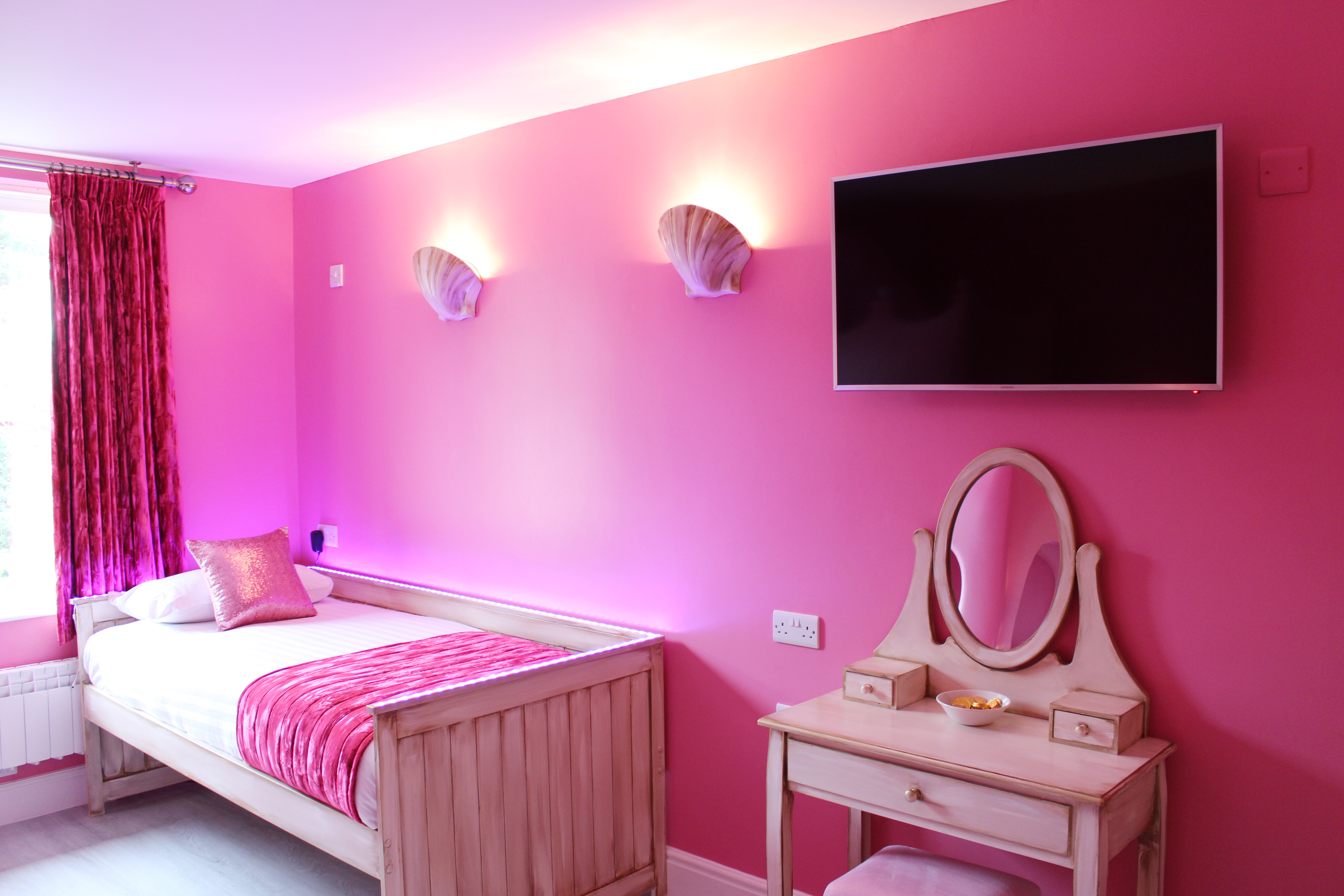 Princess room Bed
