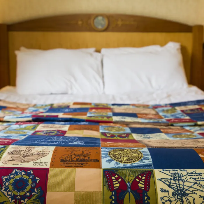 Explorer room Bed