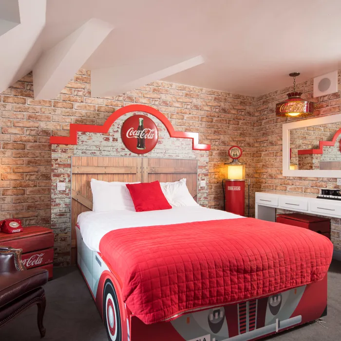 Cocacola Bed
