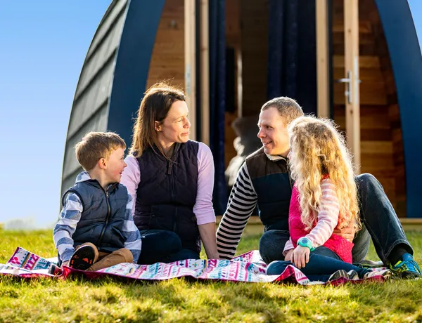 Stargazing Pods Family 2
