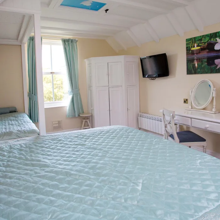 Hidden hideaway Bed