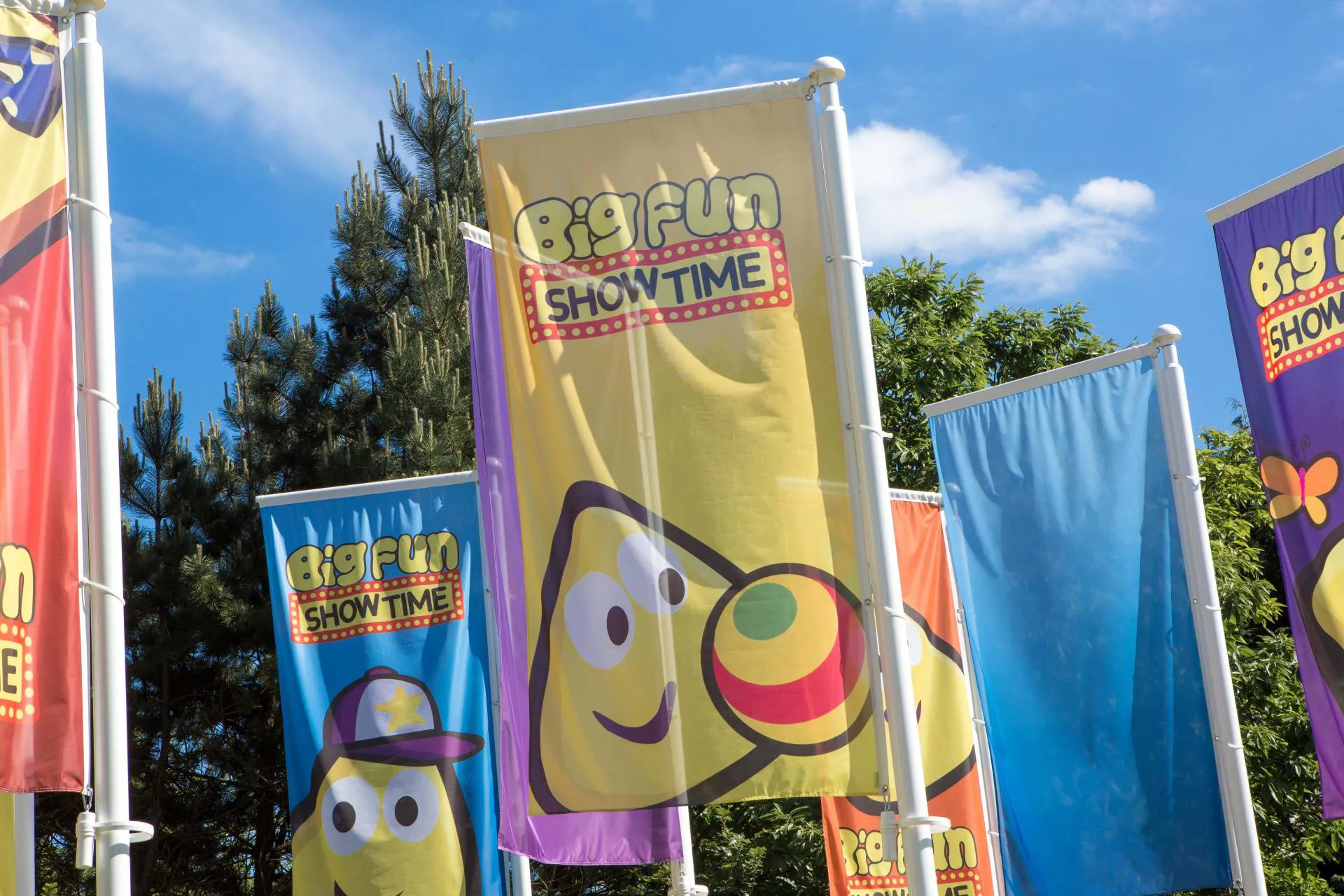 Big fun show time Flags