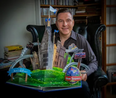 ATR World of david walliams - David and pop up book